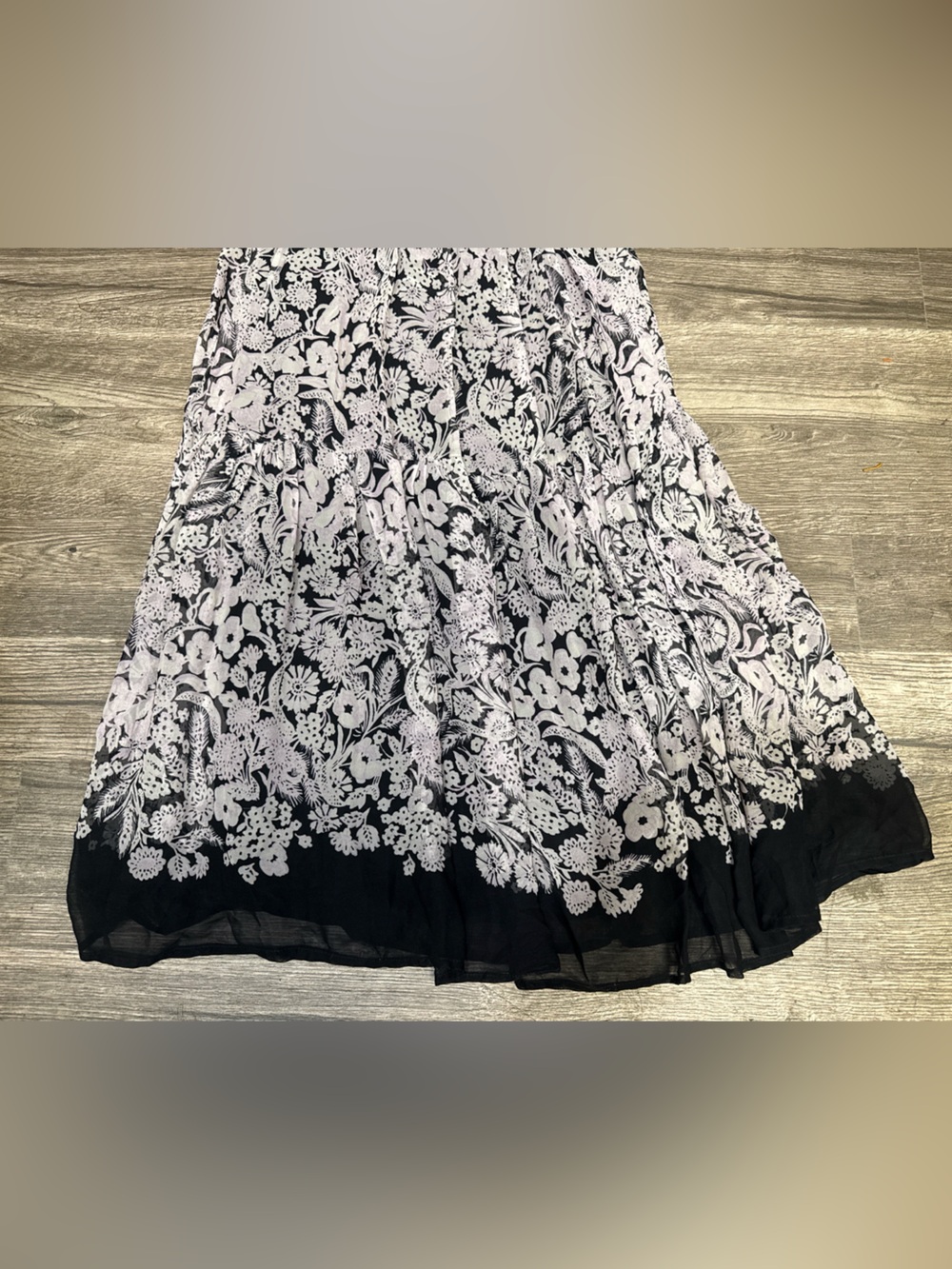 by Anthropologie Small Floral Smocked Puff Sleeve Midi Dress Boho Black - Picture 4 of 11